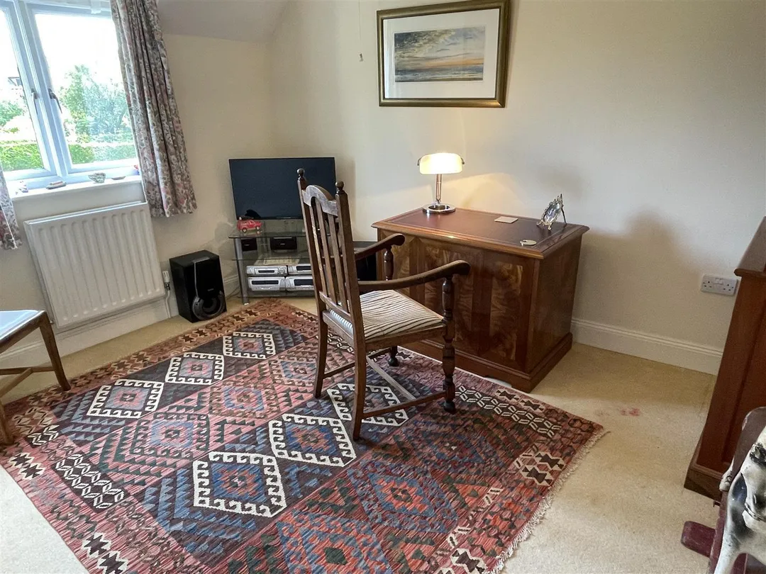 https://mr0.homeflow-assets.co.uk/files/photo/image/47848/9454/_x_/frf6GJDfOUGHCgNBiTtEPw.jpg