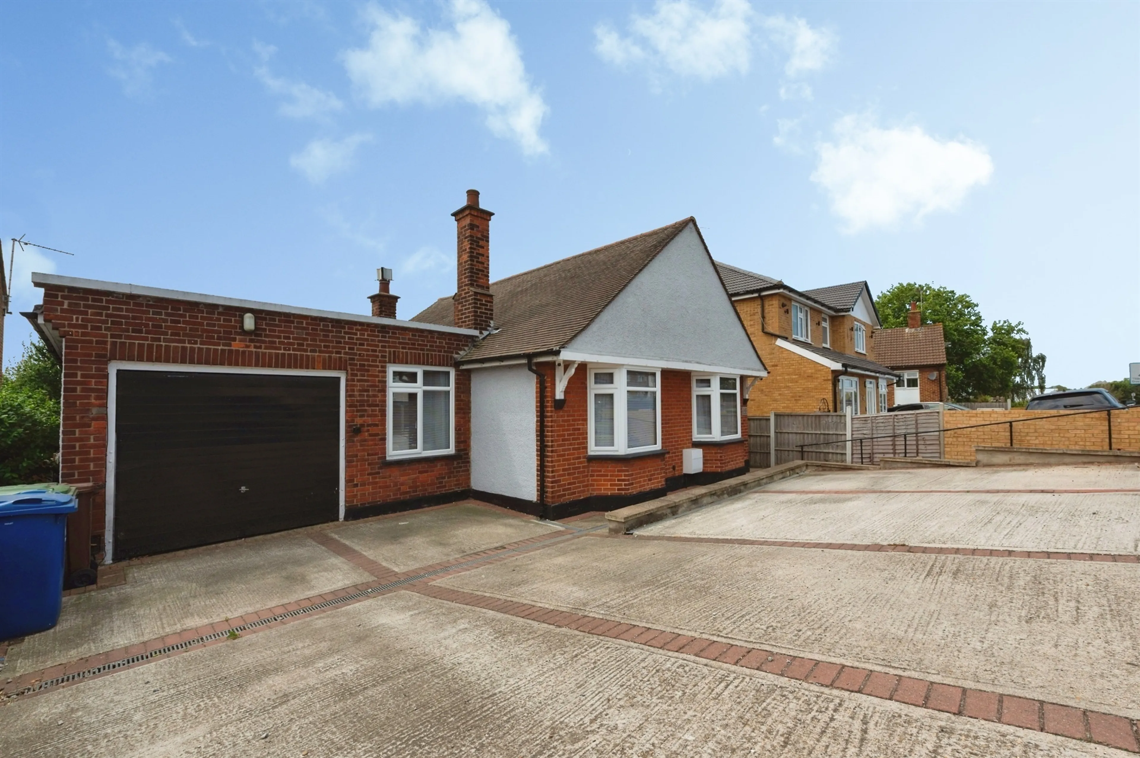 Property at River View, Chadwell St Mary, Grays