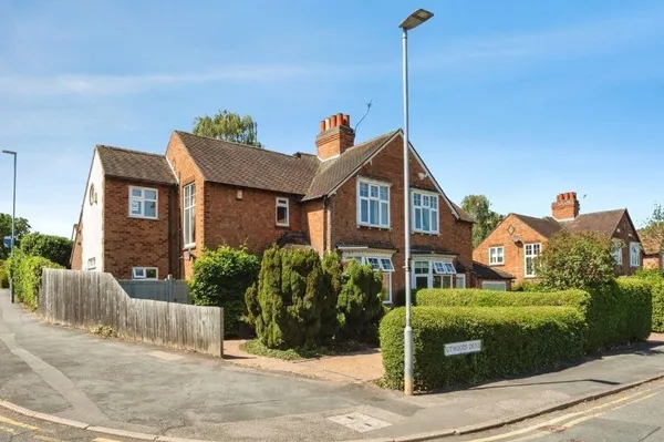 Outwoods Drive, Loughborough, Leicest...