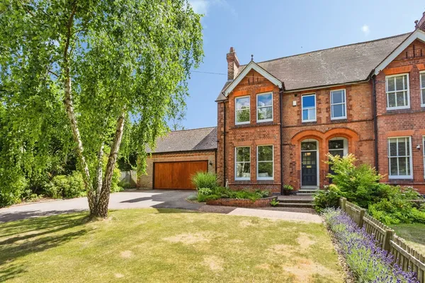 Cropwell Road, Radcliffe-on-Trent, No...