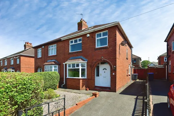 Moorfield Avenue, Biddulph, Stoke-on-...