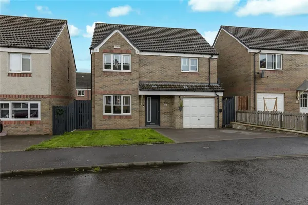 Craigswood Crescent, Baillieston, Gla...