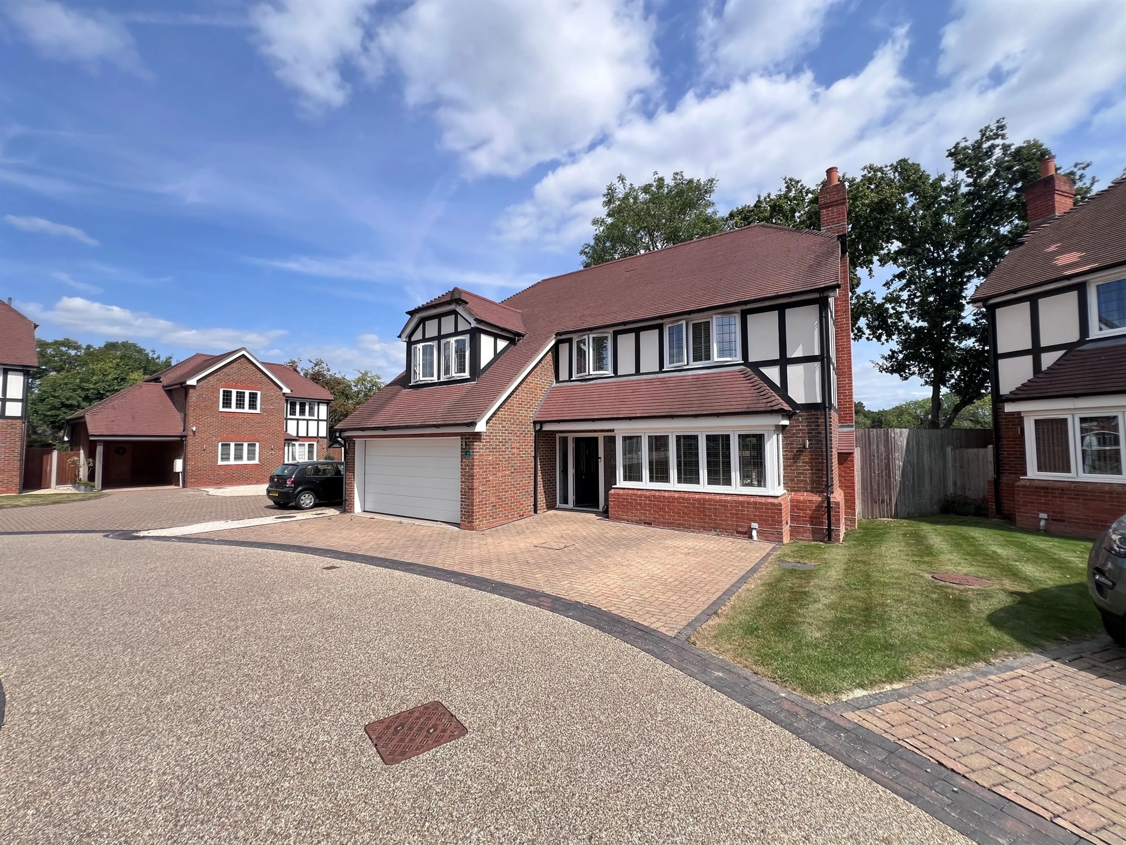 Property photo 0