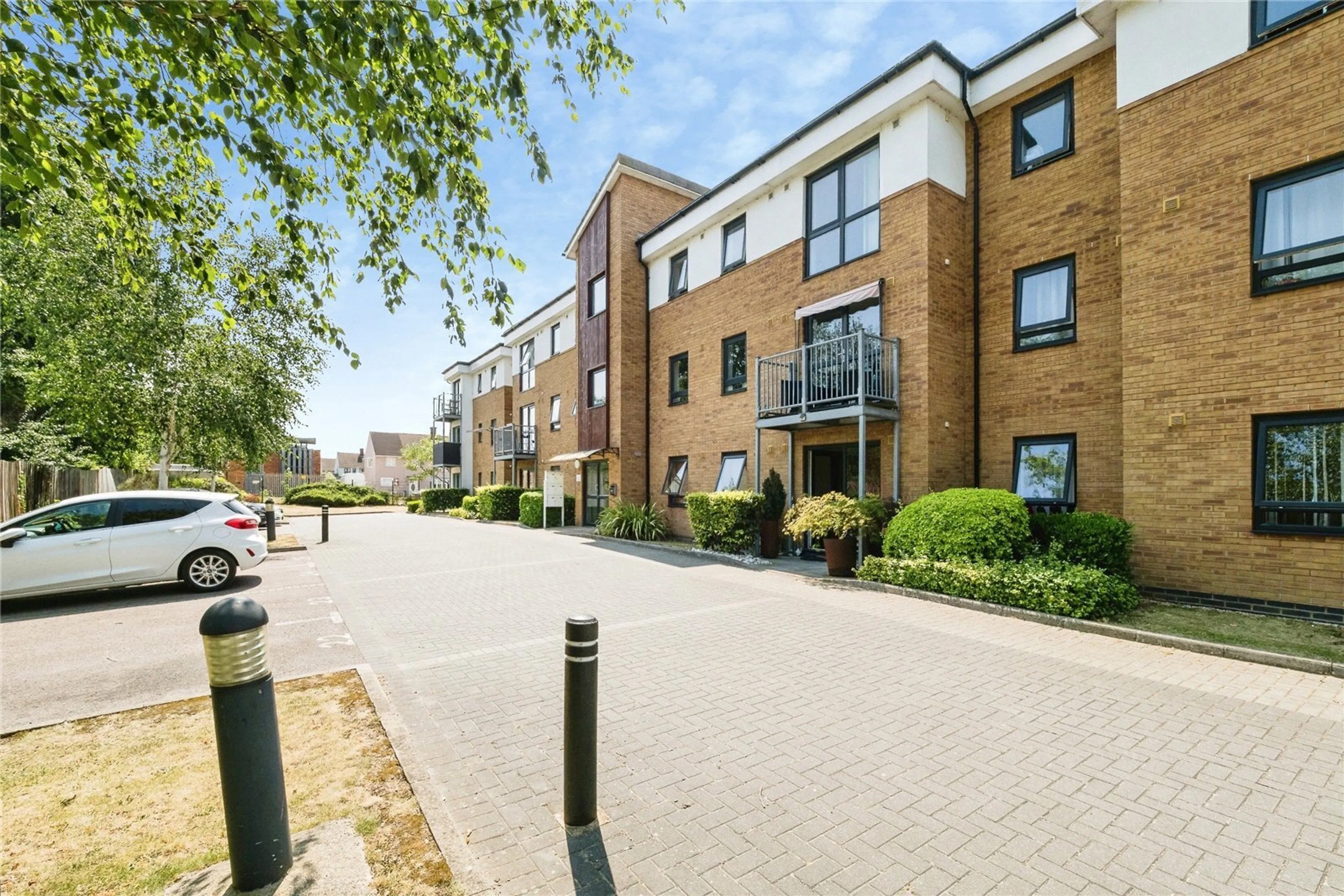 Property photo 0