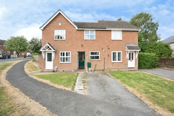 Blackthorn Close, Hasland, Chesterfie...