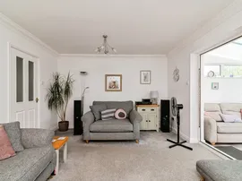 Axford Close, Gedling, Nottingham thumb 3