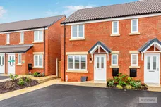 Alva Close, Corby