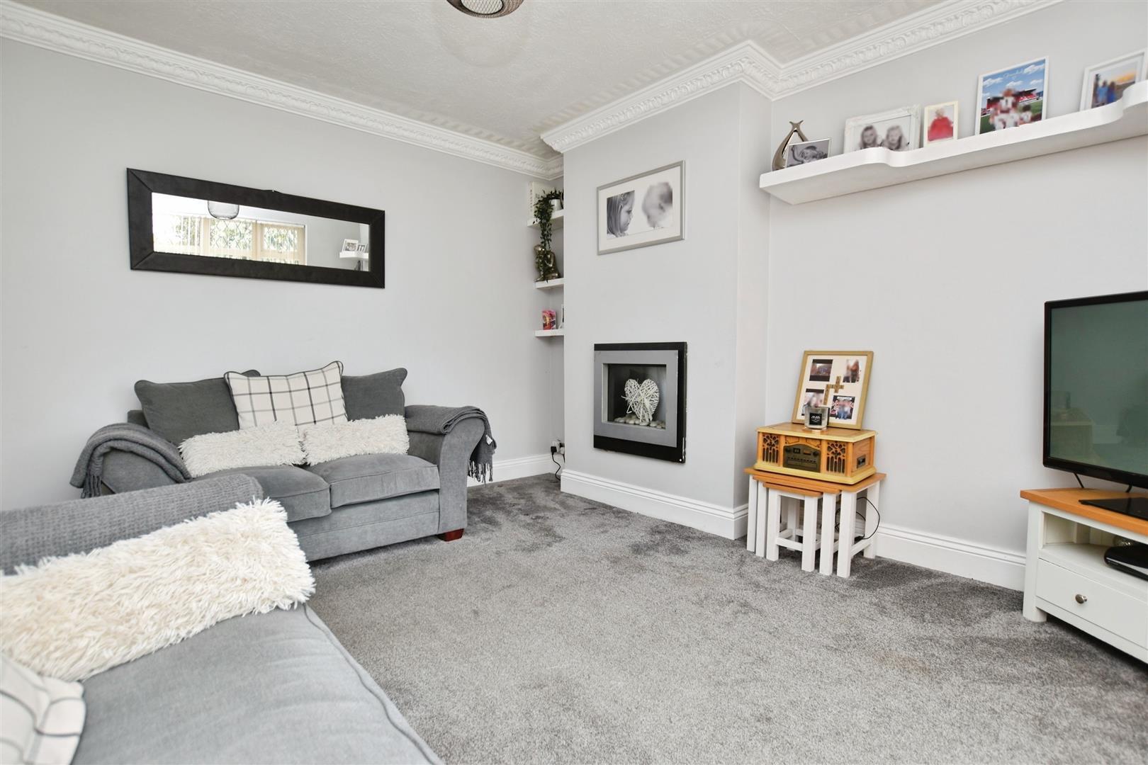 Garth Avenue, Bilton Image 6