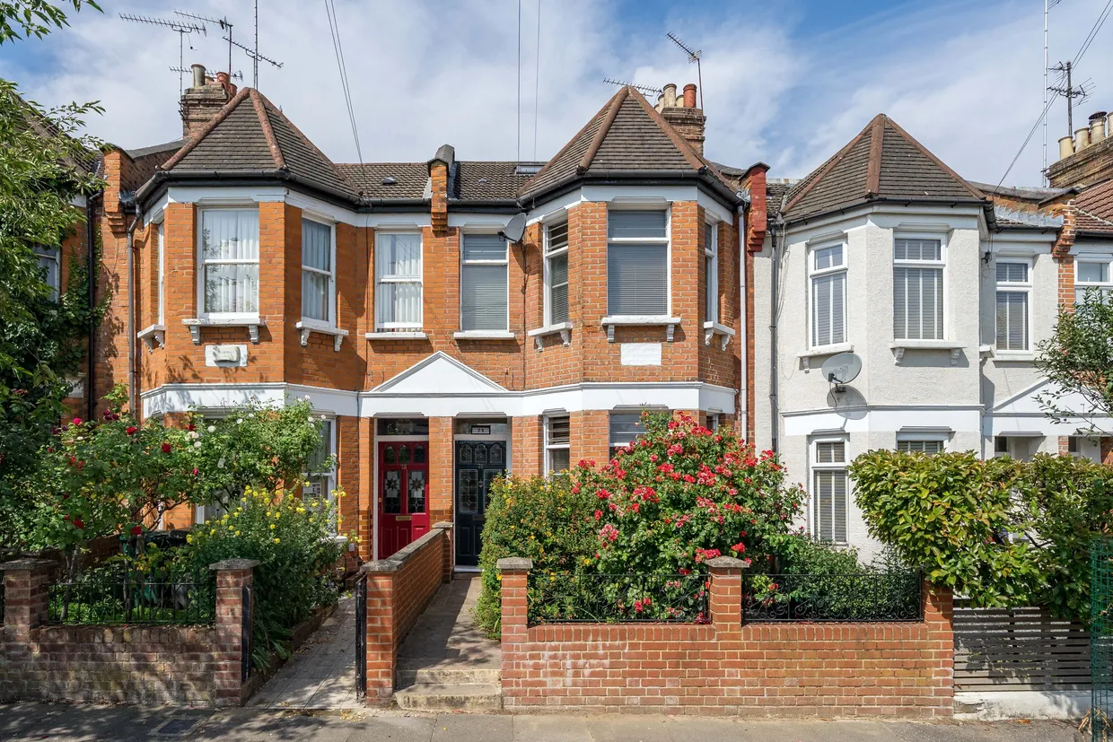 Pembroke Road, London, N10 photo 1