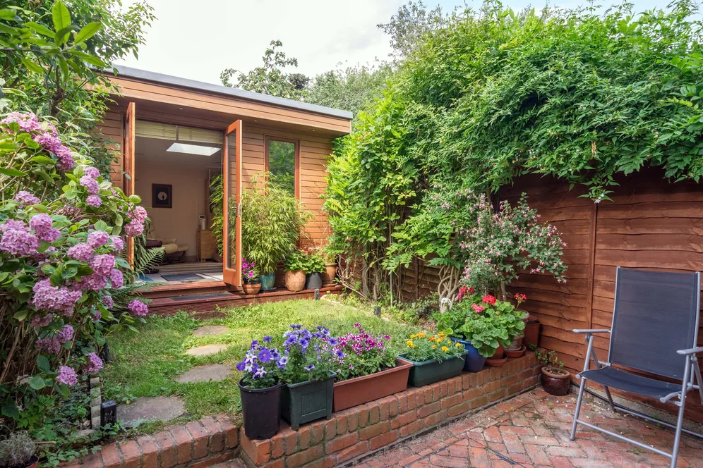 Pembroke Road, London, N10 photo 9