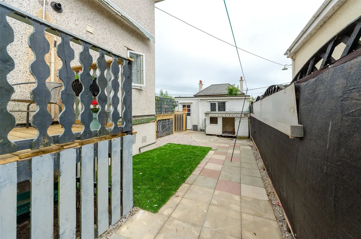 Abergele Road, Llanddulas, Abergele, Conwy, LL22