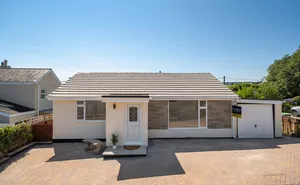 Winston Court, Teignmouth, Devon, TQ14 photo