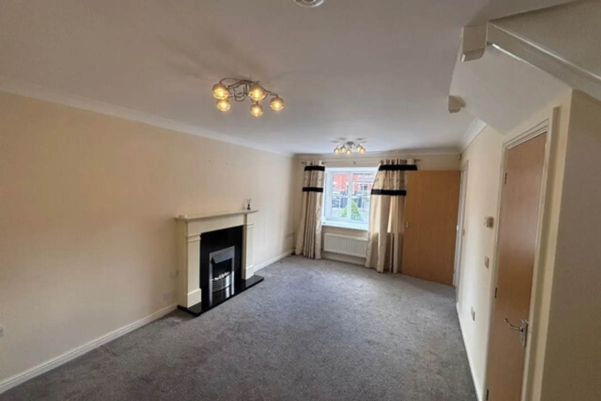 Fieldfare Close, Bramcote, NOTTINGHAM