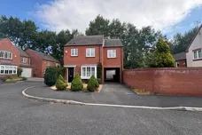 Fieldfare Close, Bramcote, NOTTINGHAM