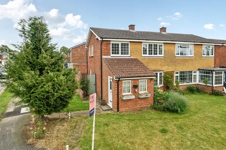 Devonshire Green, Farnham Royal, SL2