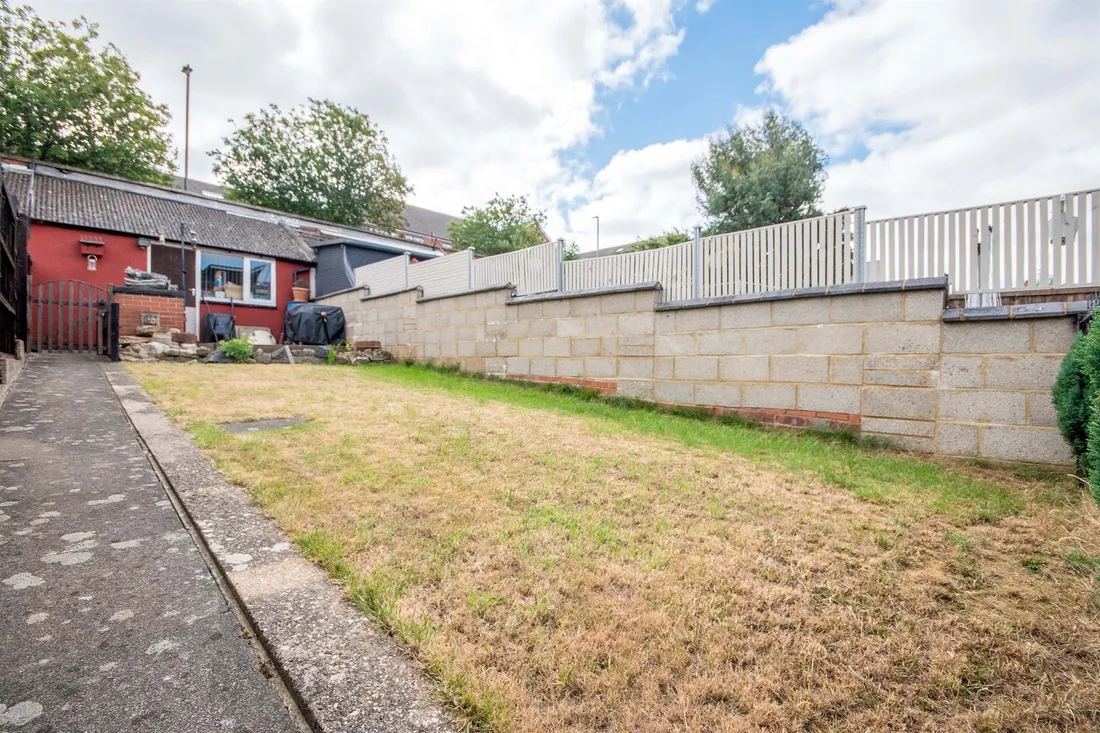 Property photo 9