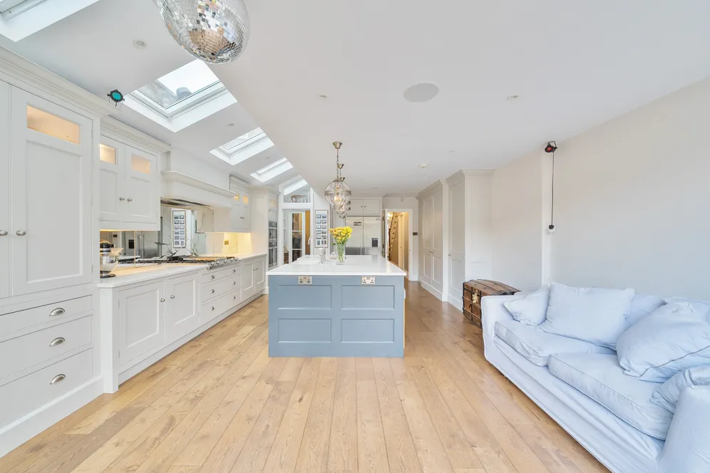 Hewitt Road, London, N8 photo 10