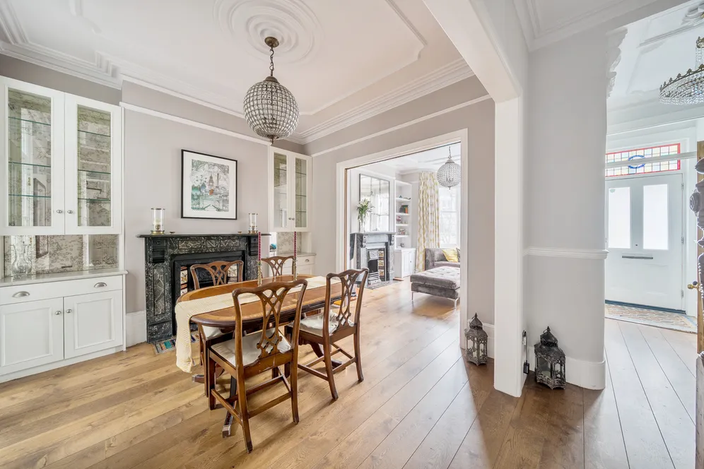 Hewitt Road, London, N8 photo 13