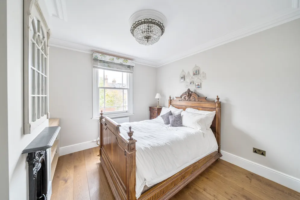 Hewitt Road, London, N8 photo 15