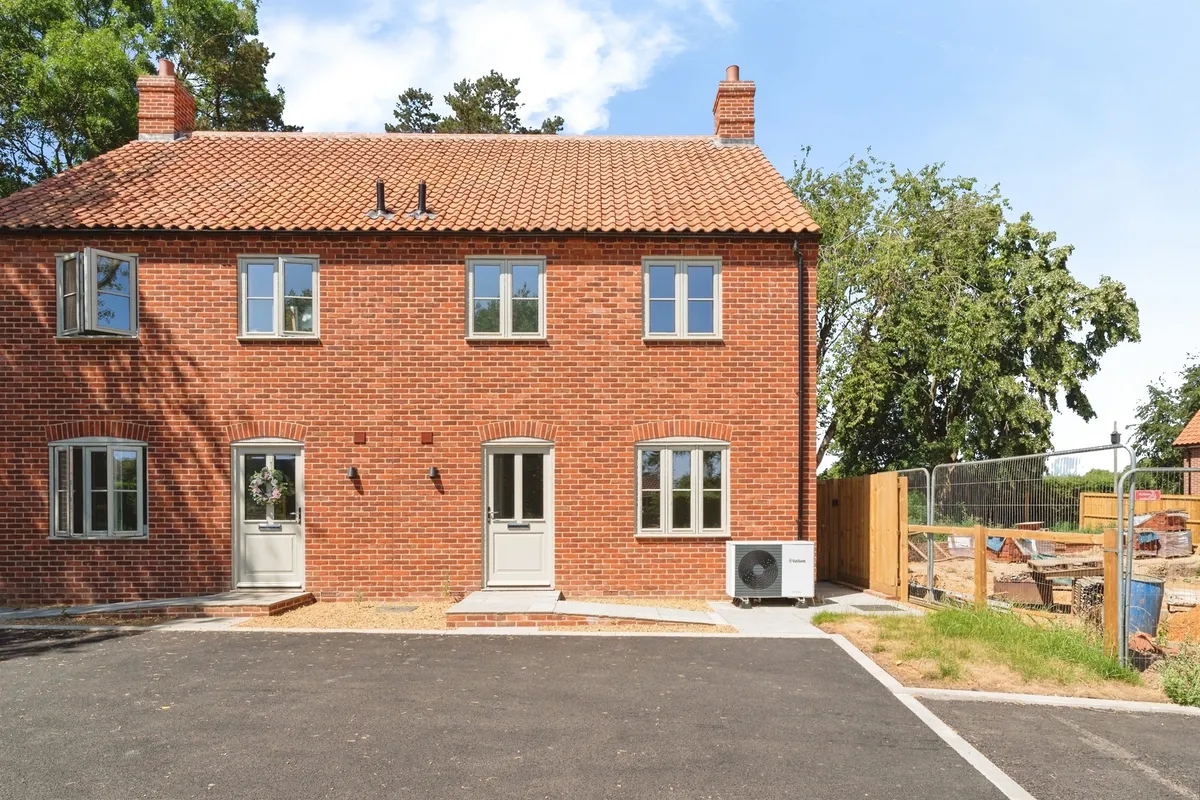 Kenrick Cottages, Great Bircham
