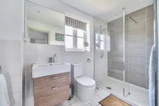 Gotherington Lane, Bishops Cleeve, Cheltenham, GL52 photo 6