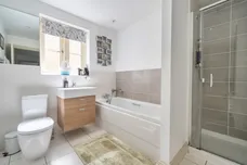 Gotherington Lane, Bishops Cleeve, Cheltenham, GL52 photo 10