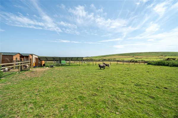 Great Bosullow, Newbridge, TR20 photo 16