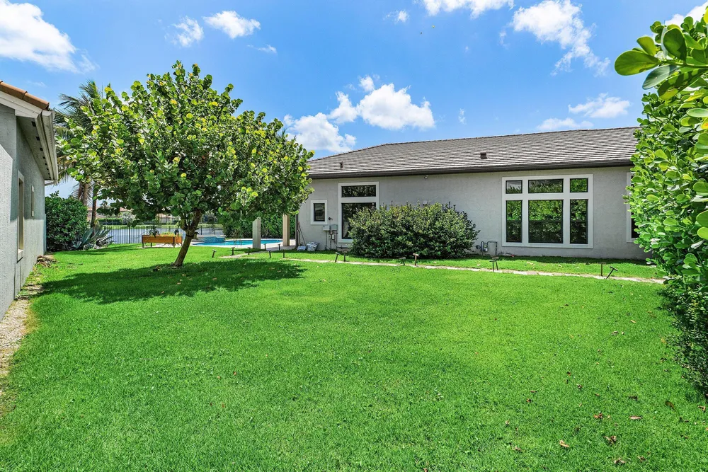 16872 Pavilion Way, Delray Beach, FL 33446