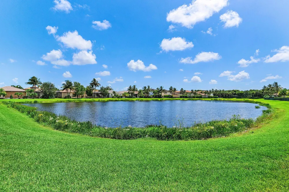 16872 Pavilion Way, Delray Beach, FL 33446