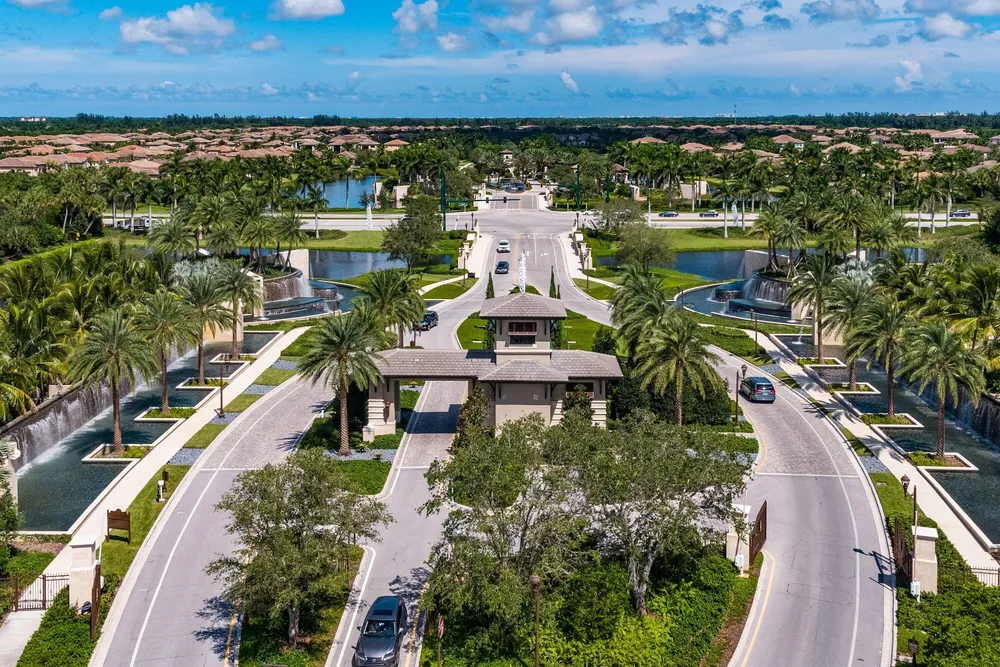 16872 Pavilion Way, Delray Beach, FL 33446