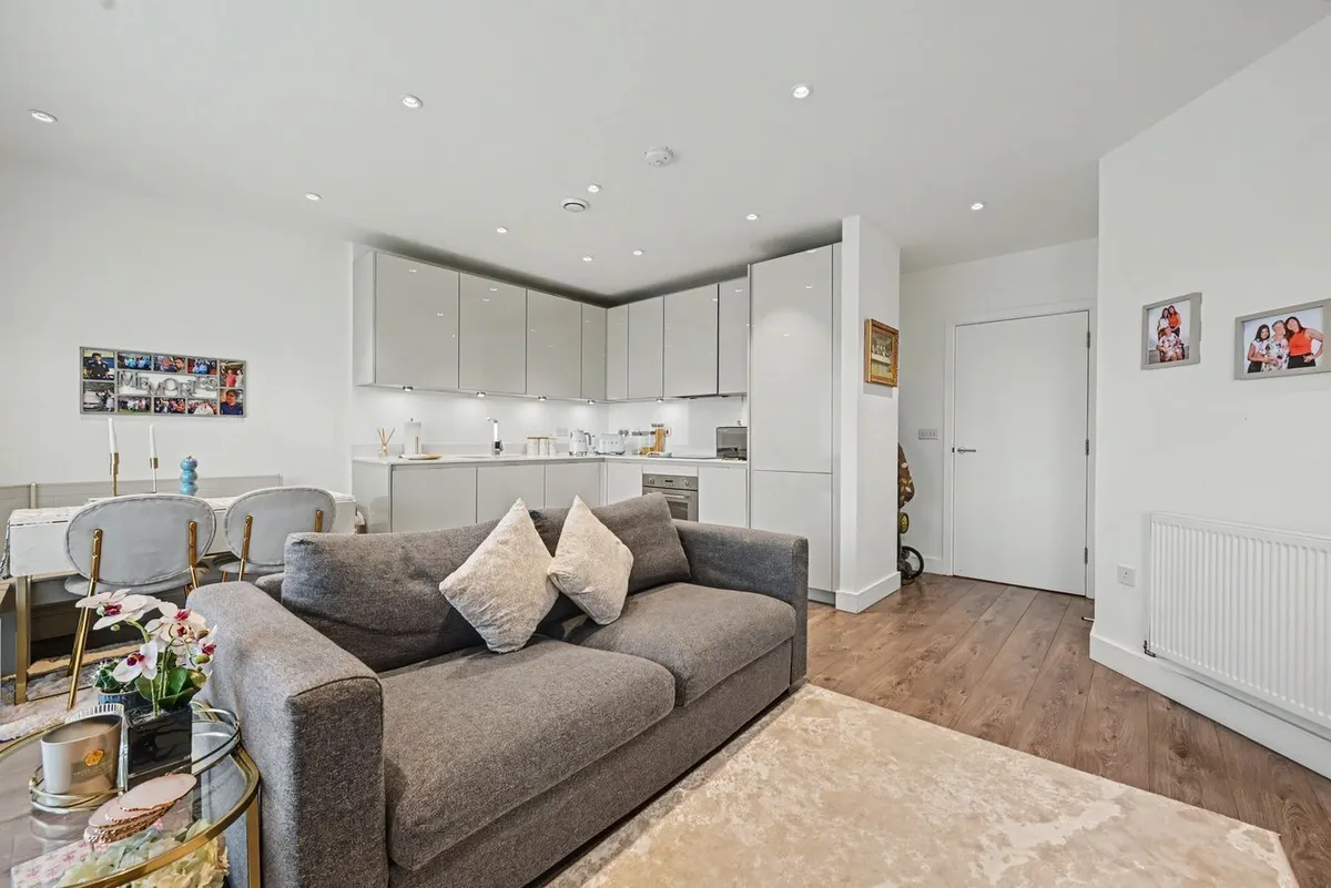 Neasden Lane, London, NW10