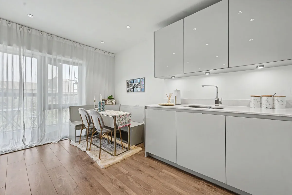 Neasden Lane, London, NW10
