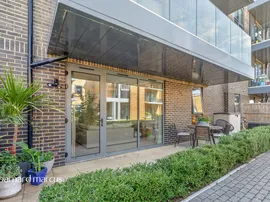 Antoinette Close, Kingston Upon Thames thumb 2