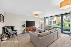 Antoinette Close, Kingston Upon Thames