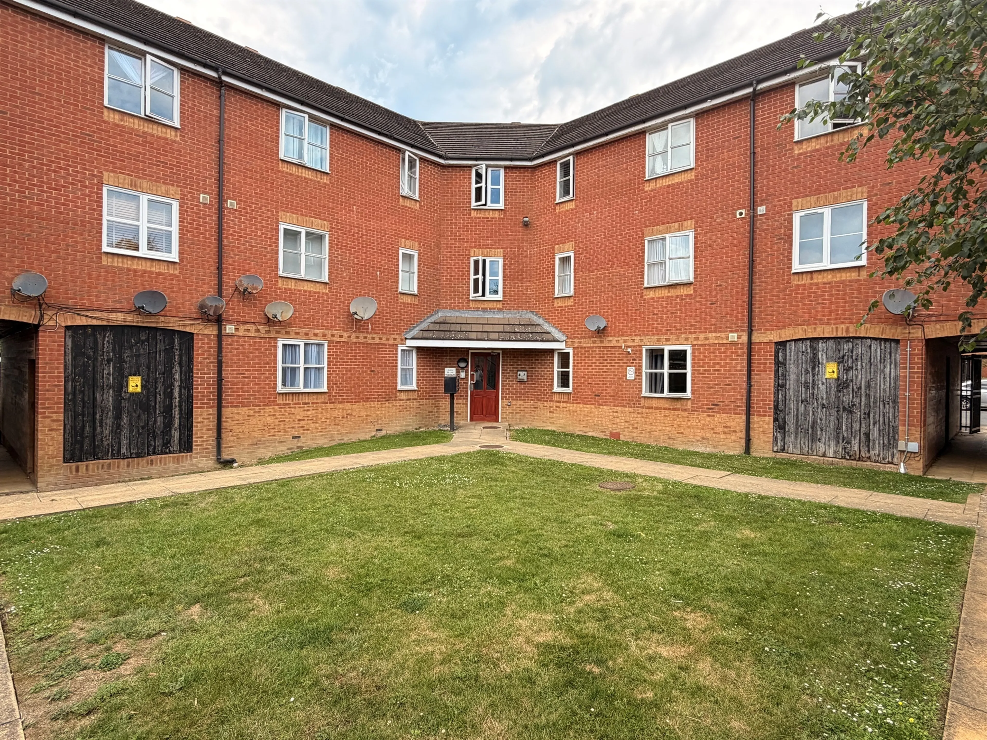 Property photo 0
