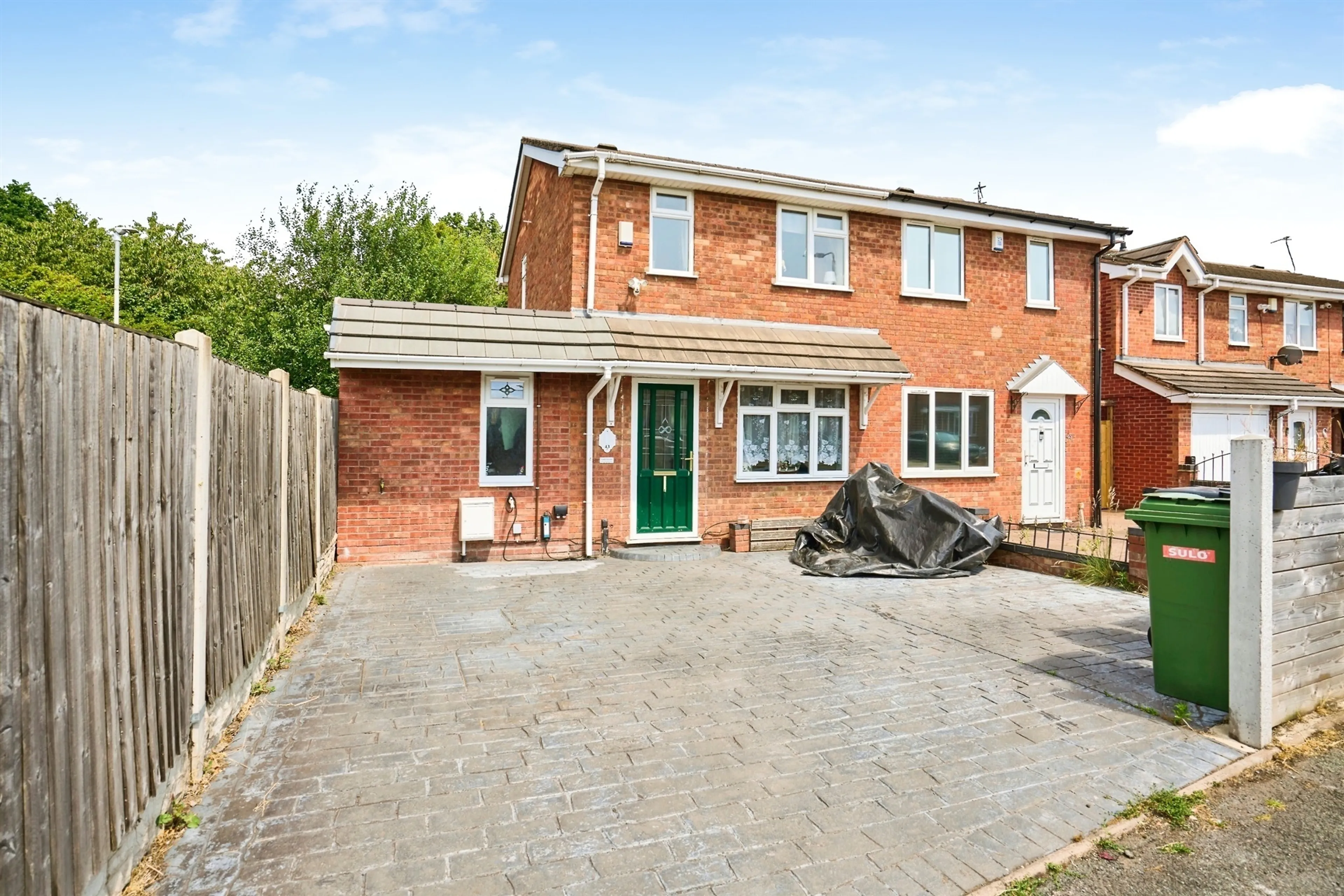 Property photo 0