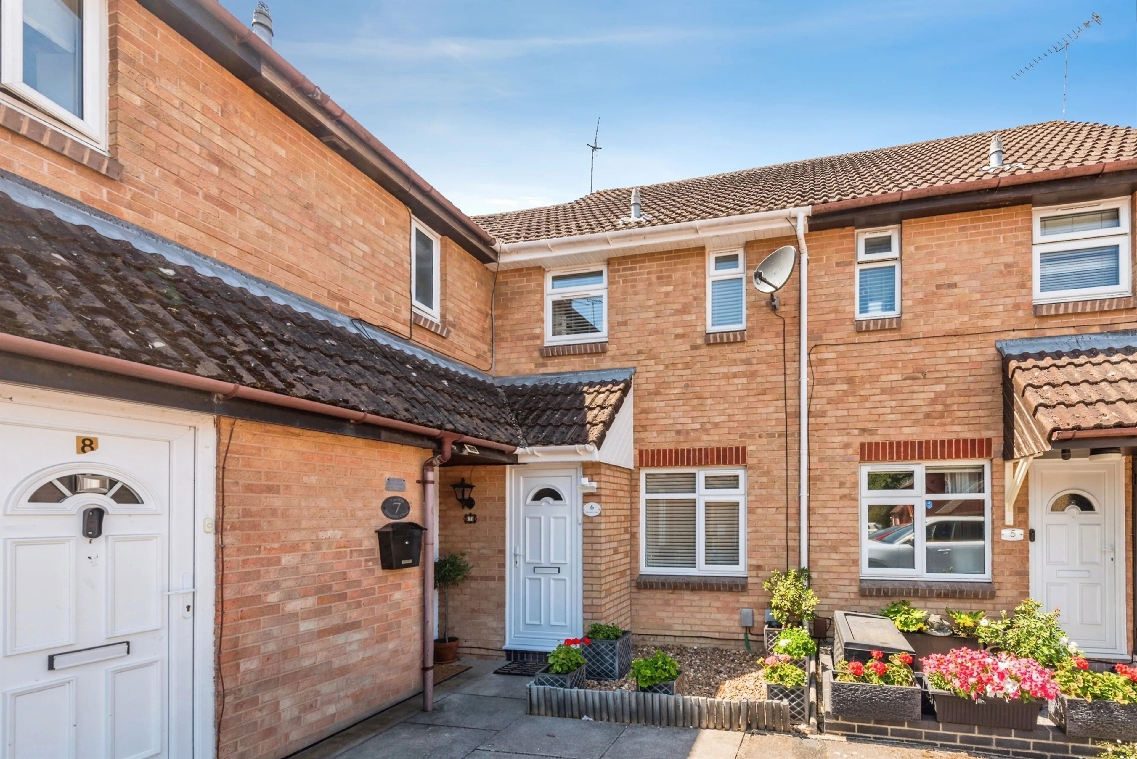 Property photo 0
