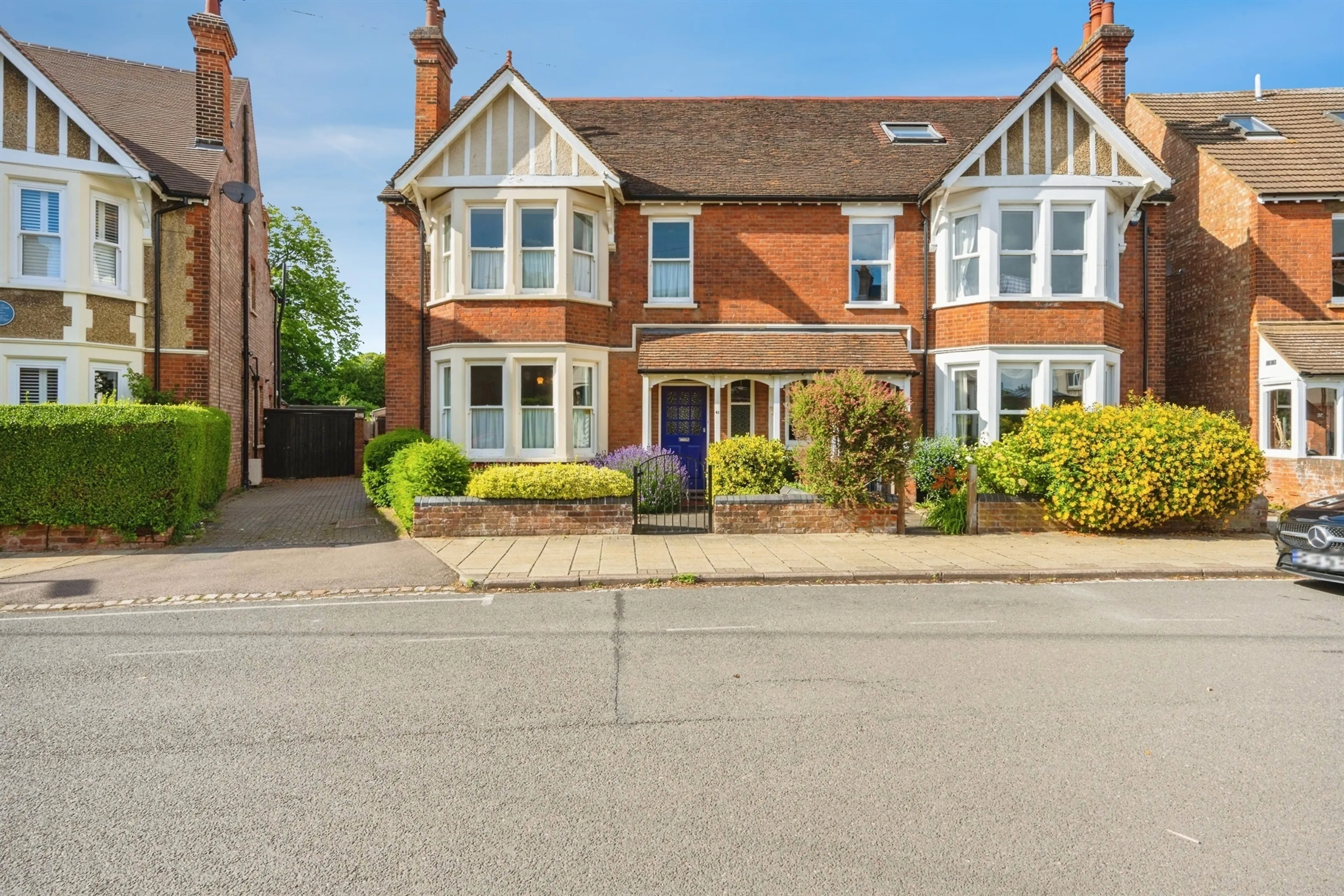 Property photo 0