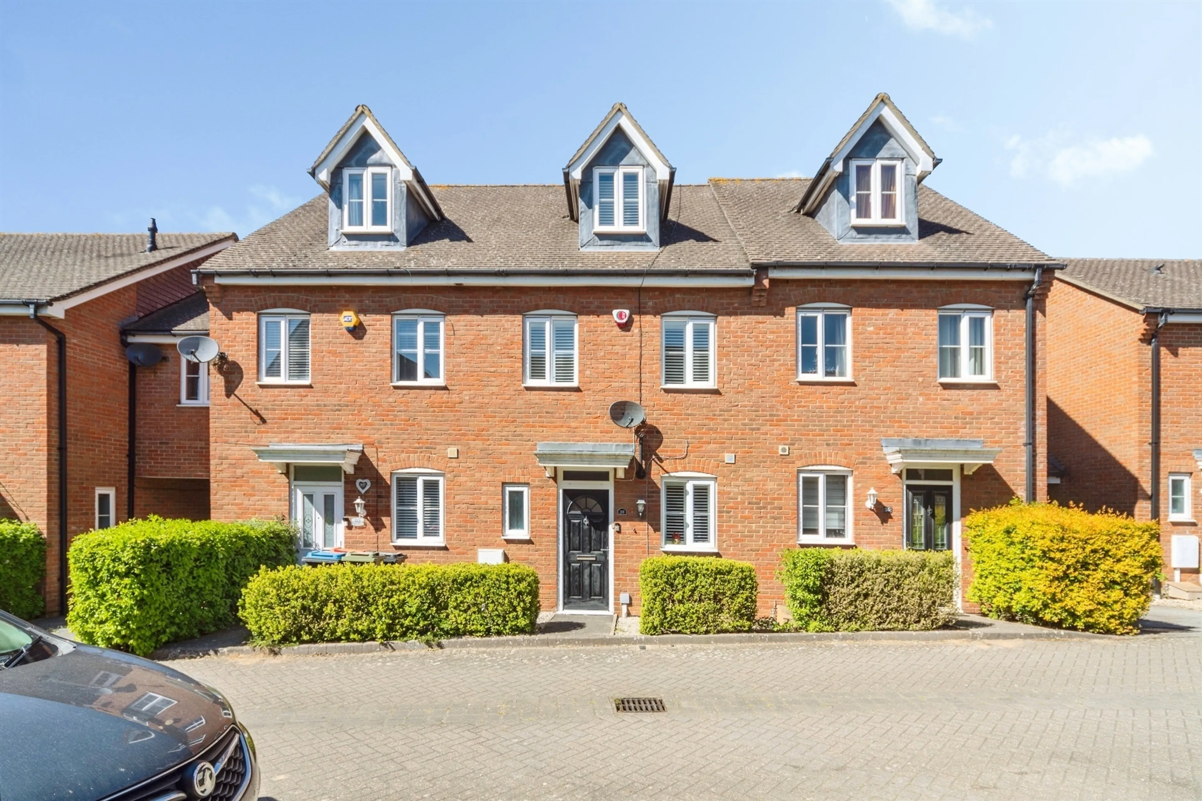 Property photo 0