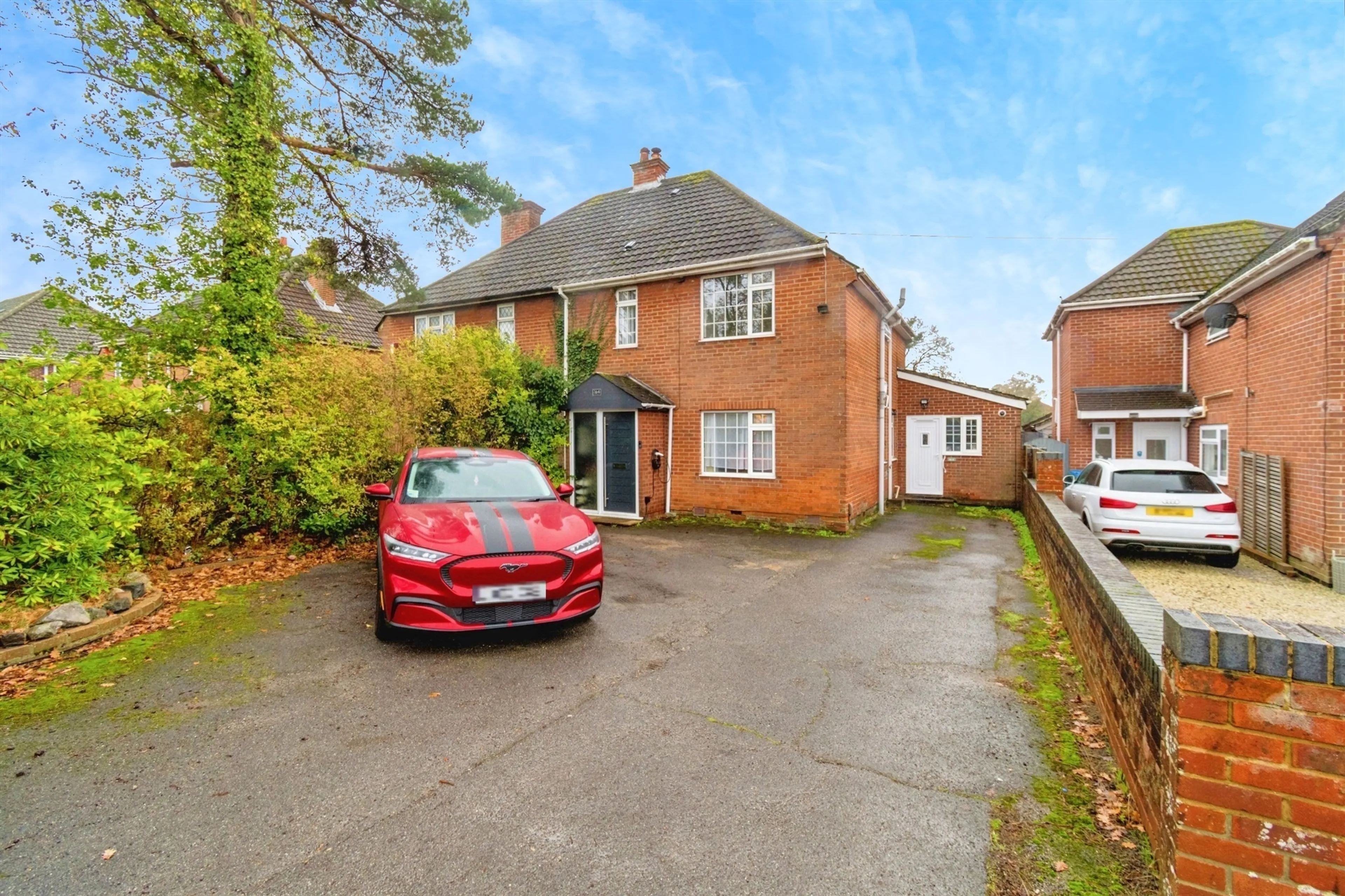 Property photo 0