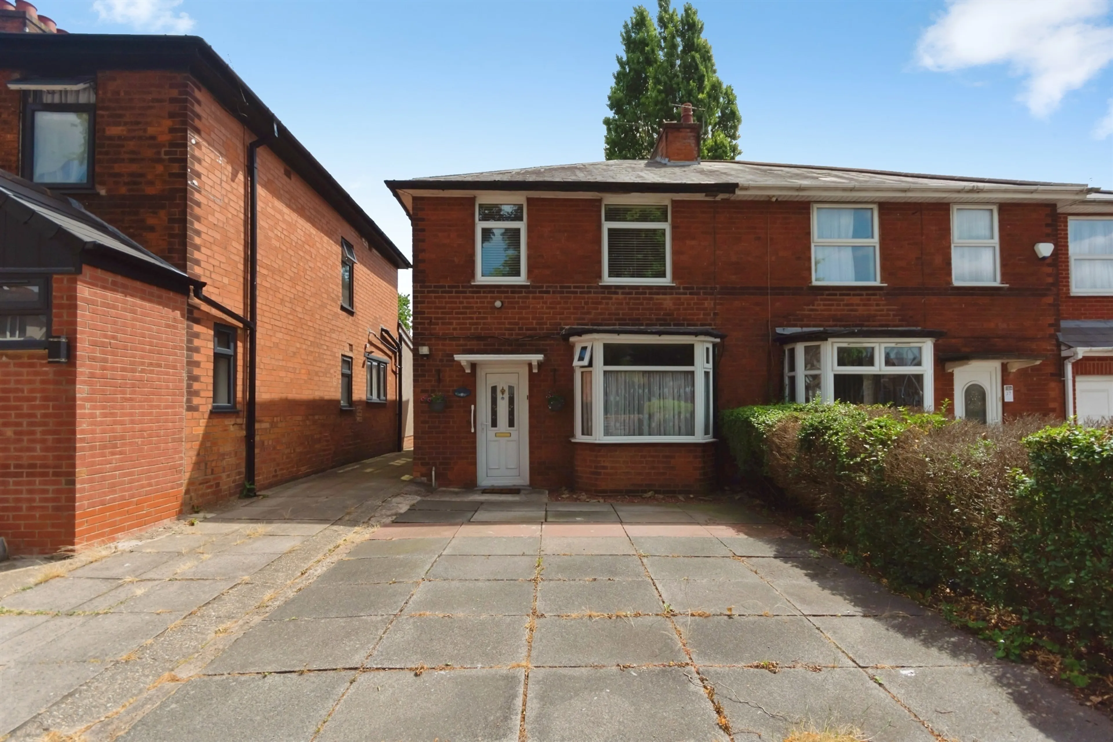 Property photo 0