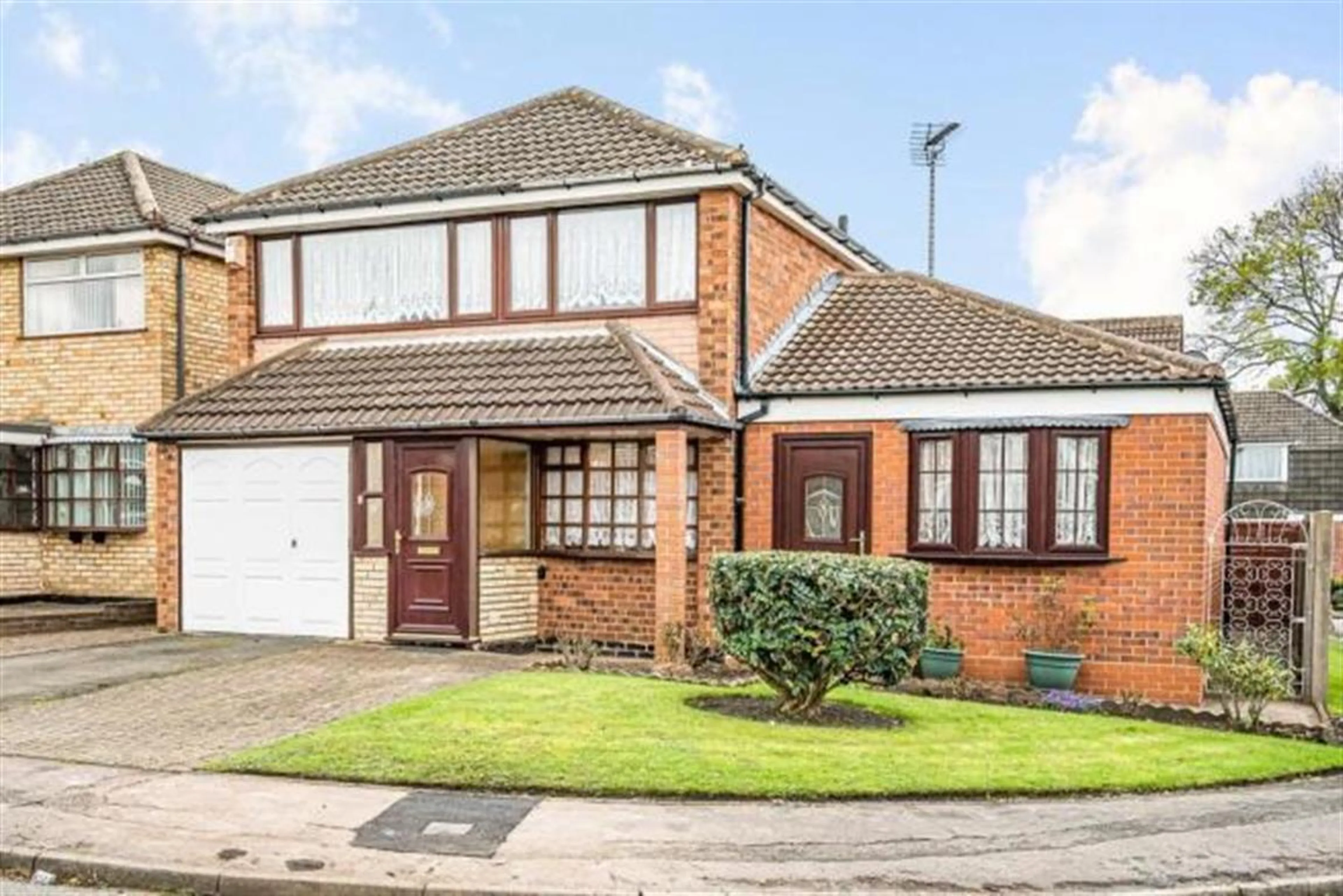Property photo 0