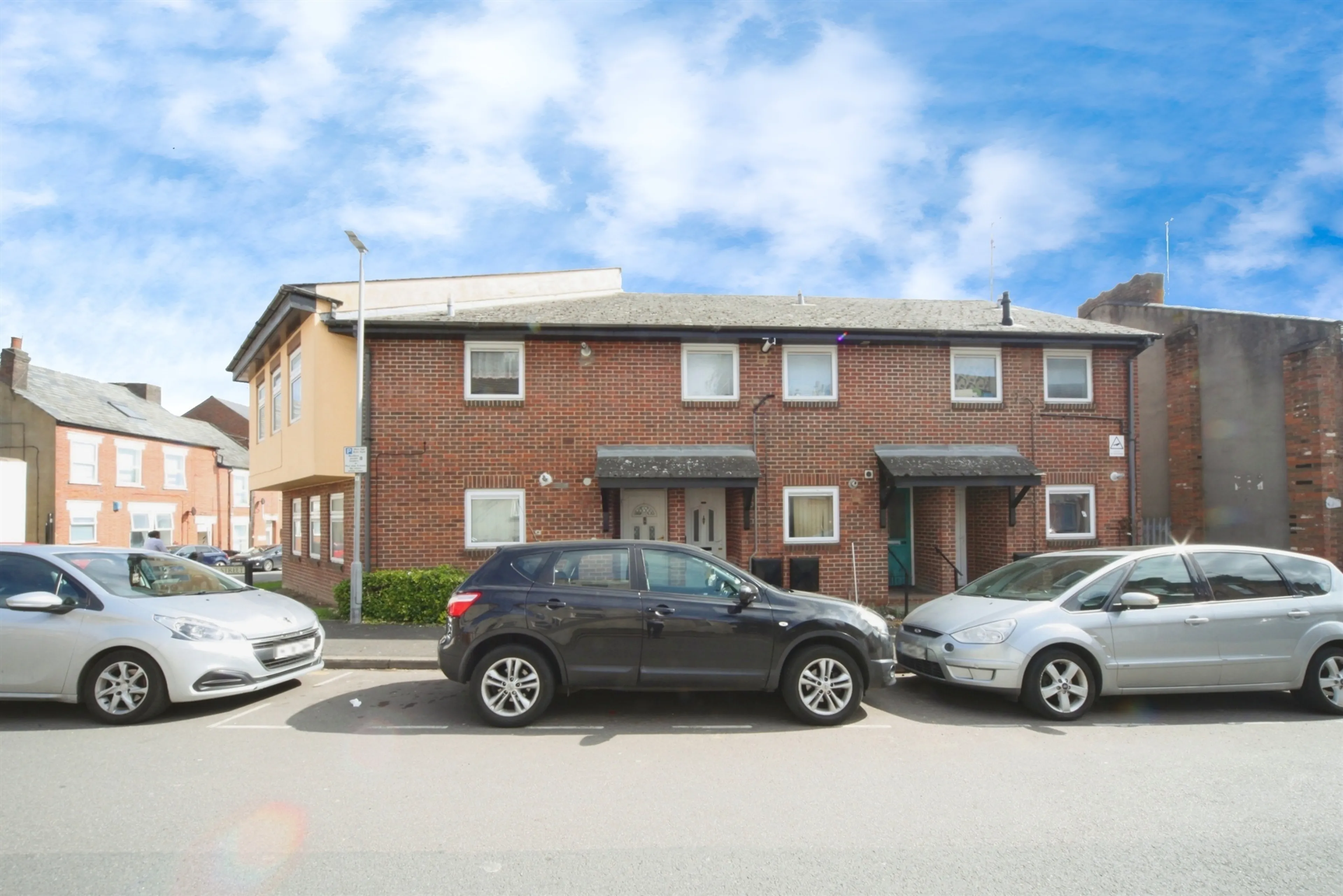 Property photo 0