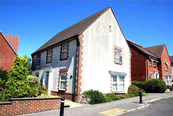 Endal Way, Clanfield, Waterlooville, ...