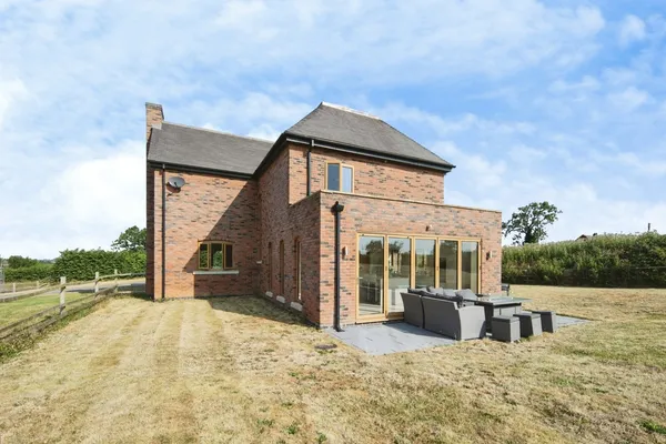 Nuneaton Road, Fillongley, Coventry, ...