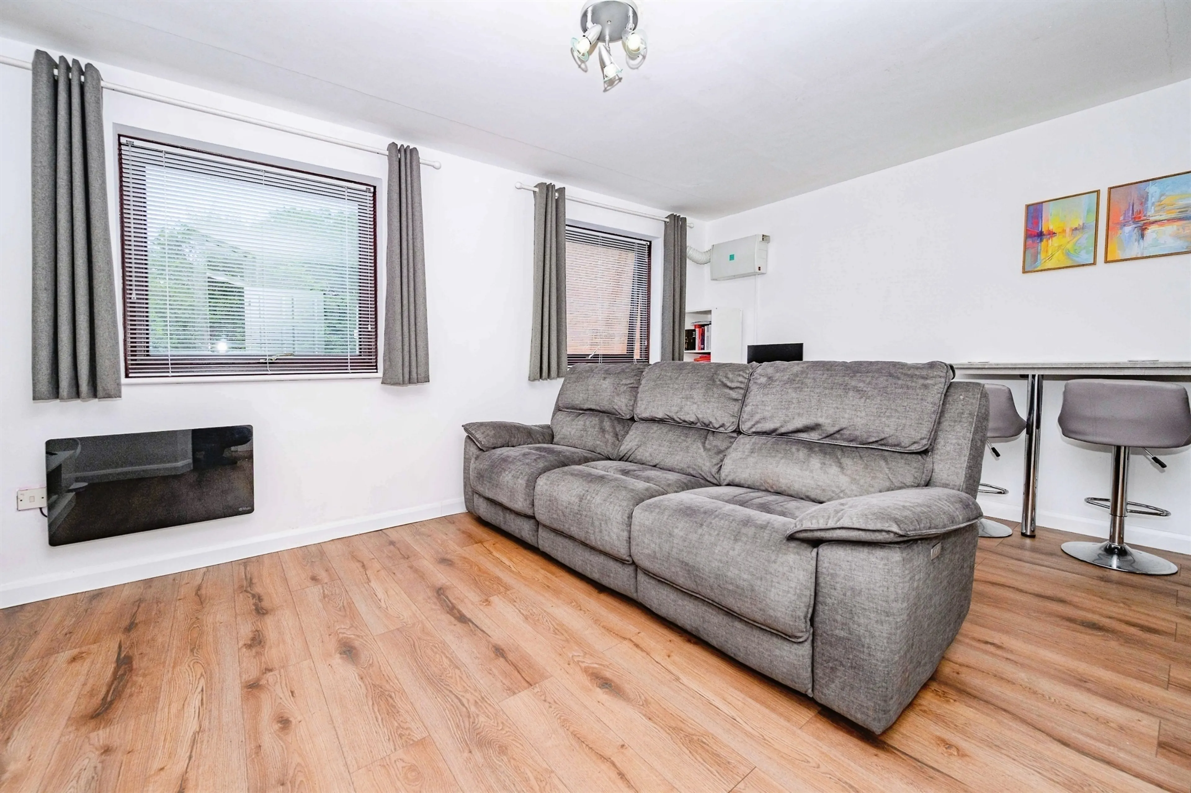 Property at Valley Green, HEMEL HEMPSTEAD