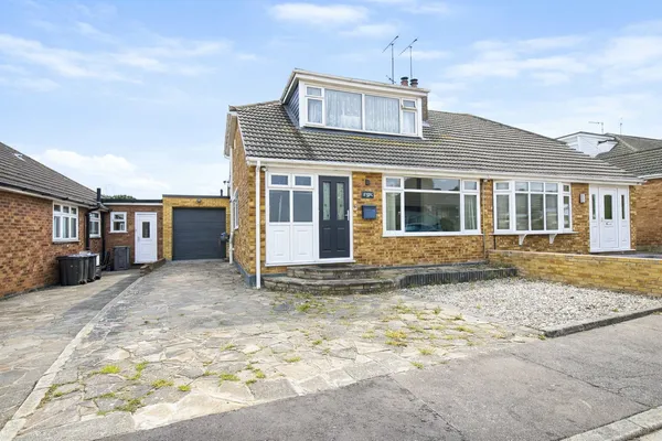 Wren Close, Leigh-on-Sea, Essex, SS9