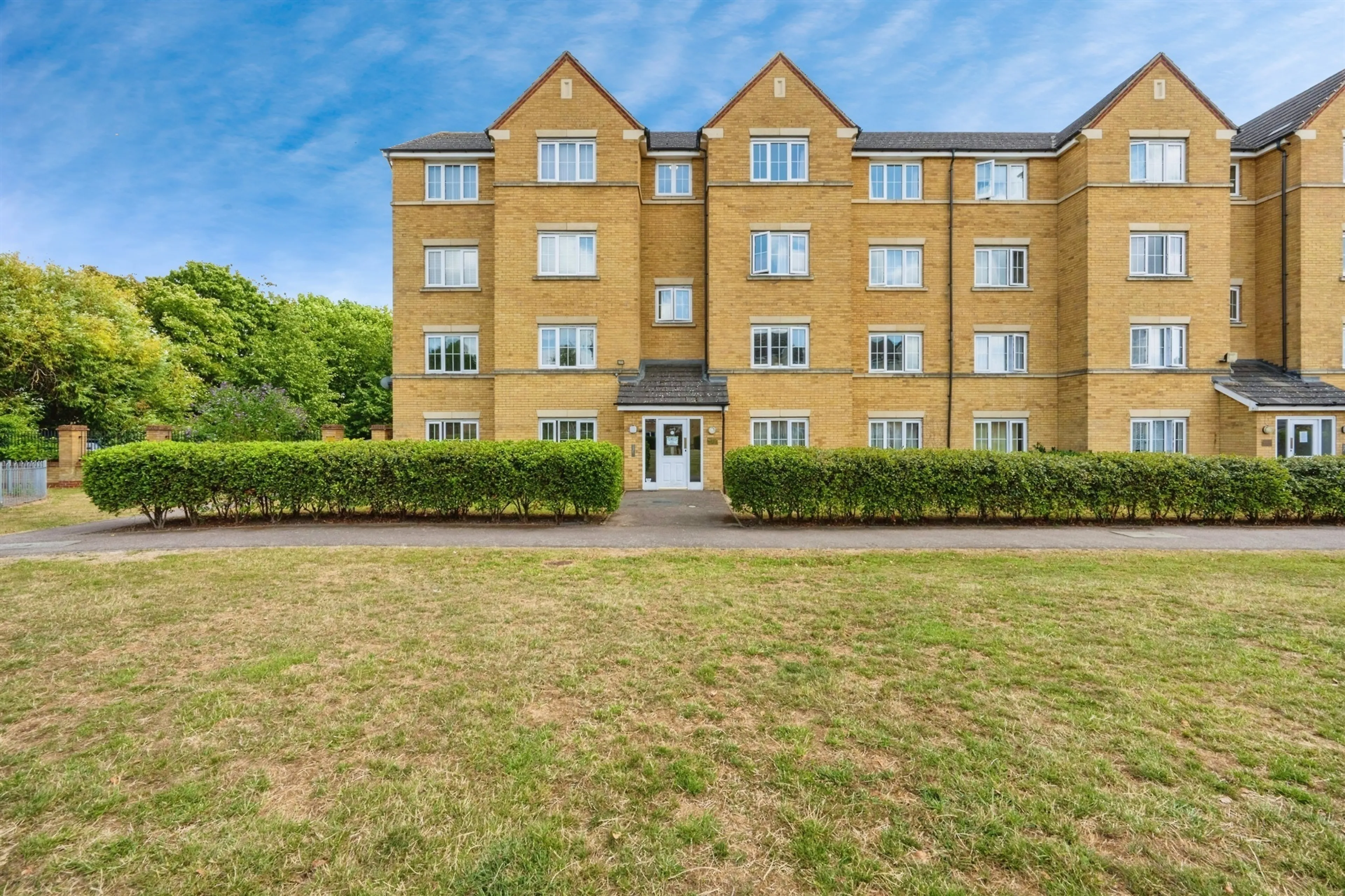 Property photo 0