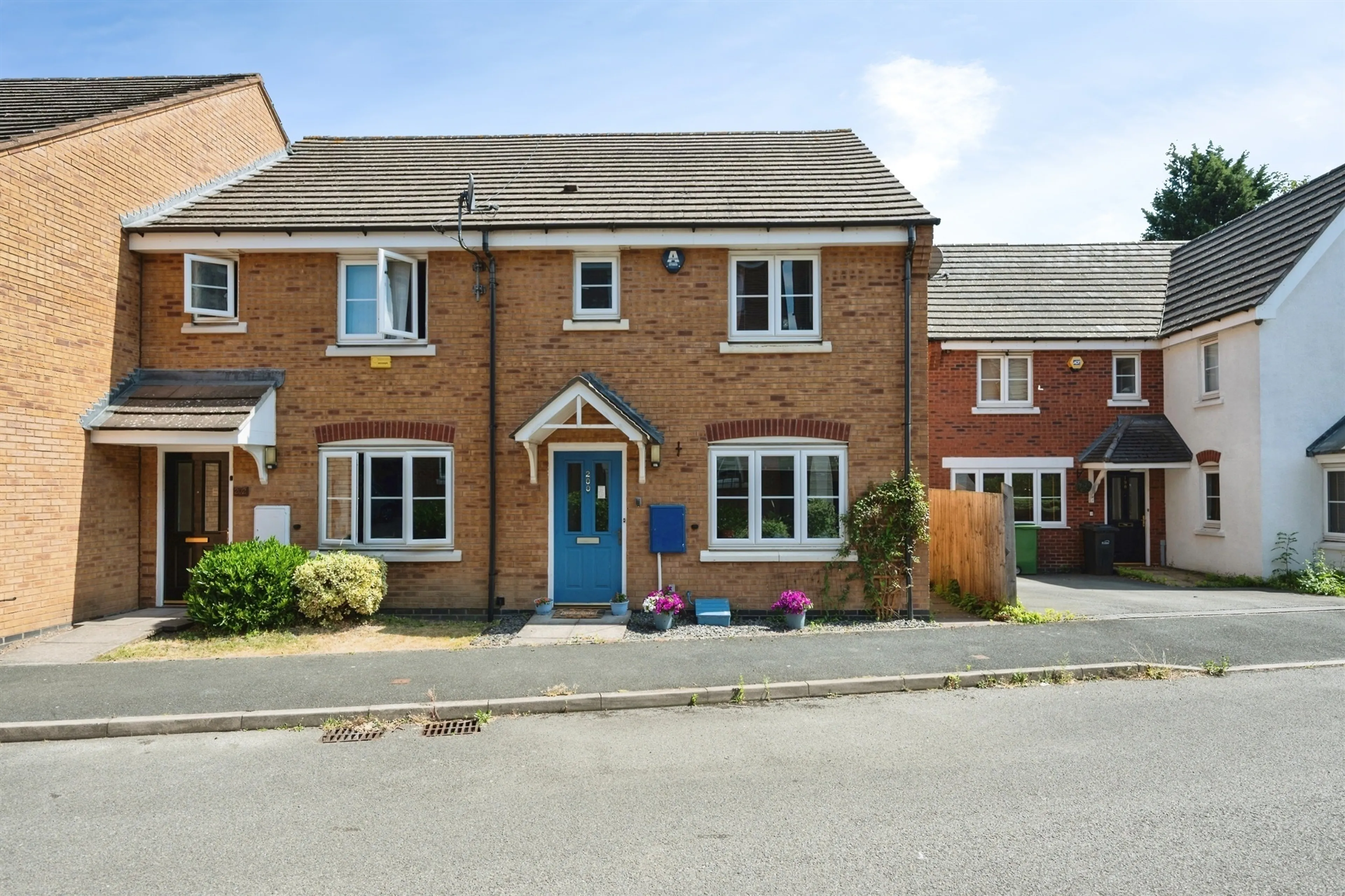 Property photo 0