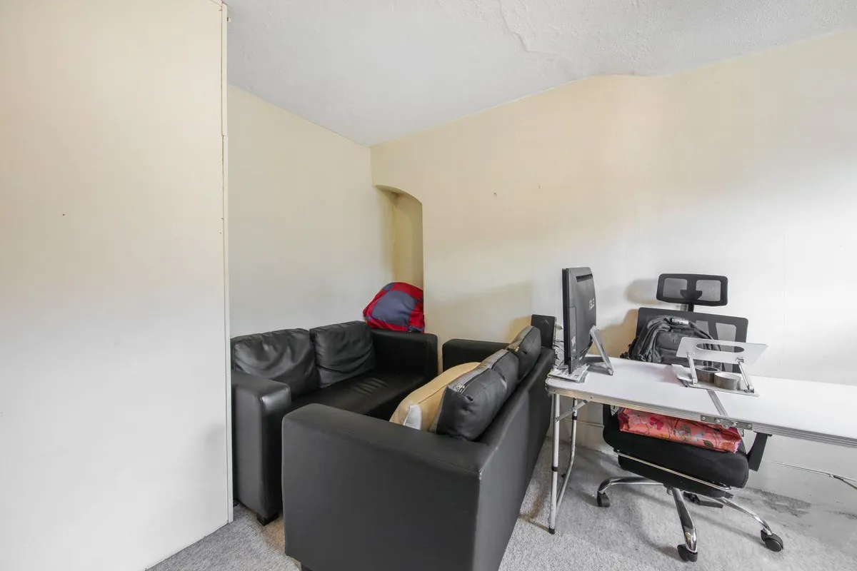 Finchley Road, London, NW2